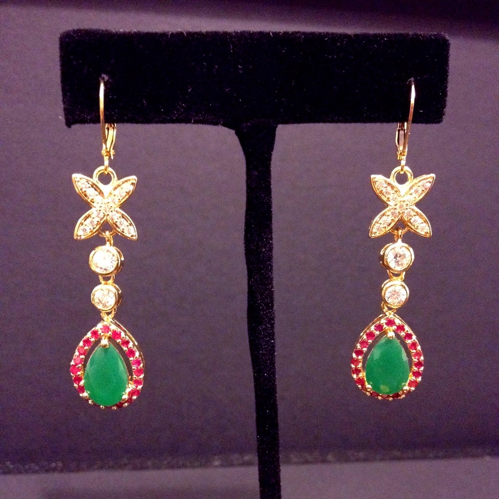 Vintage Floral Teardrop Earrings *2 Colors Avail*
